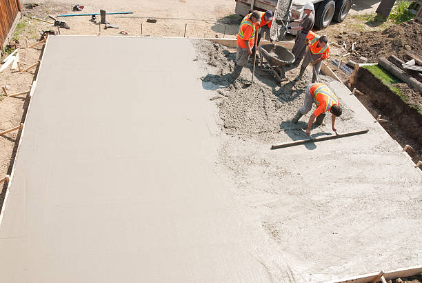 Best Concrete Patio Contractor  in Newark, NJ